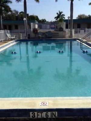 Golf View Motel Fort Myers Exterior photo
