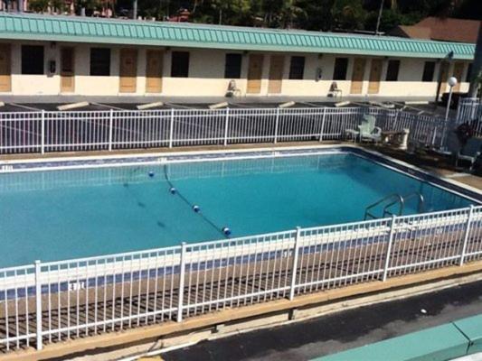 Golf View Motel Fort Myers Exterior photo