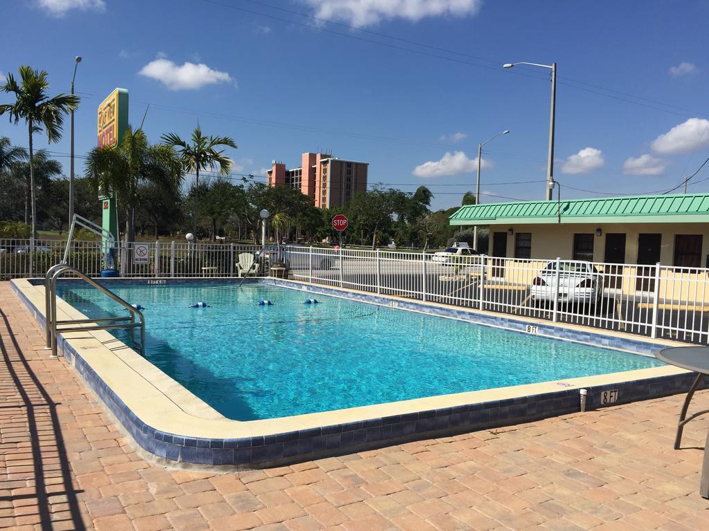 Golf View Motel Fort Myers Exterior photo