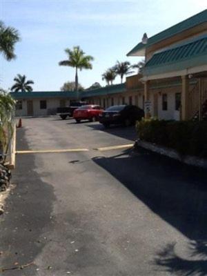Golf View Motel Fort Myers Exterior photo